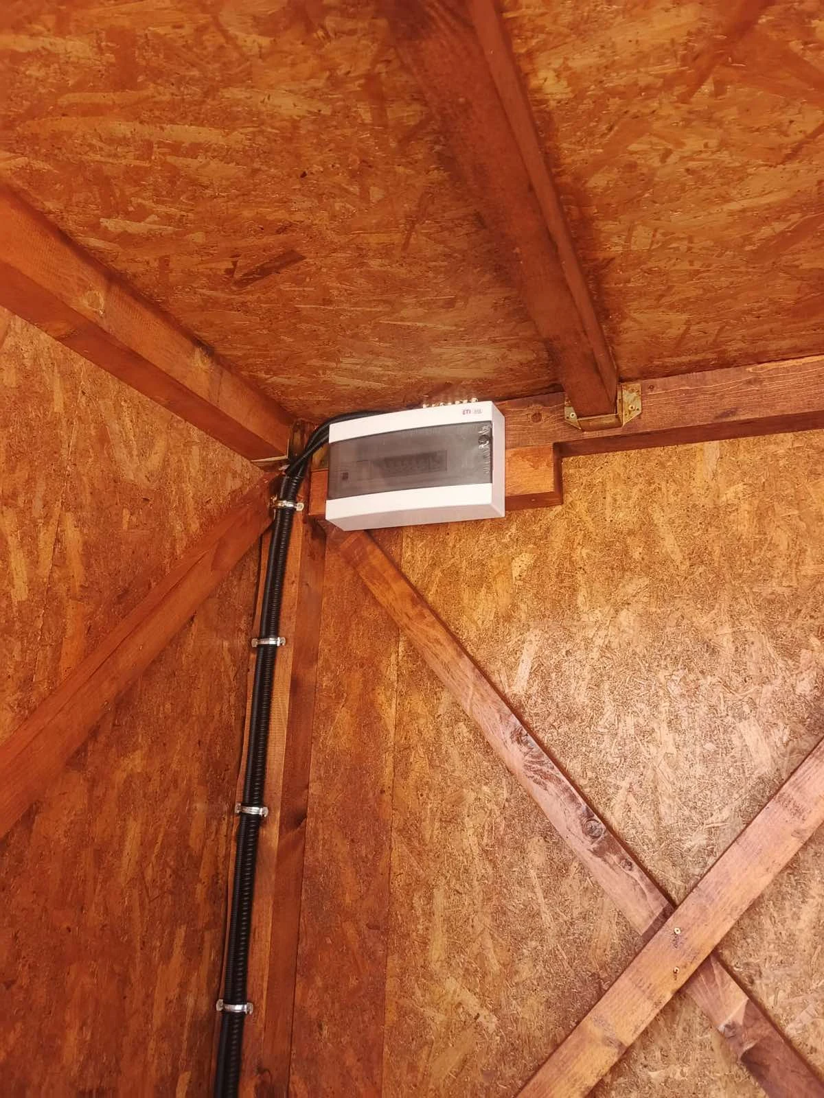 Vortex radovi — razvodna tabla i instalacije u drvenom objektu